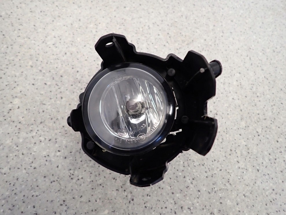 NISSAN NOTE E11 LIFT 10-12 HALOGEN PRZEDNI PRAWY 1/4