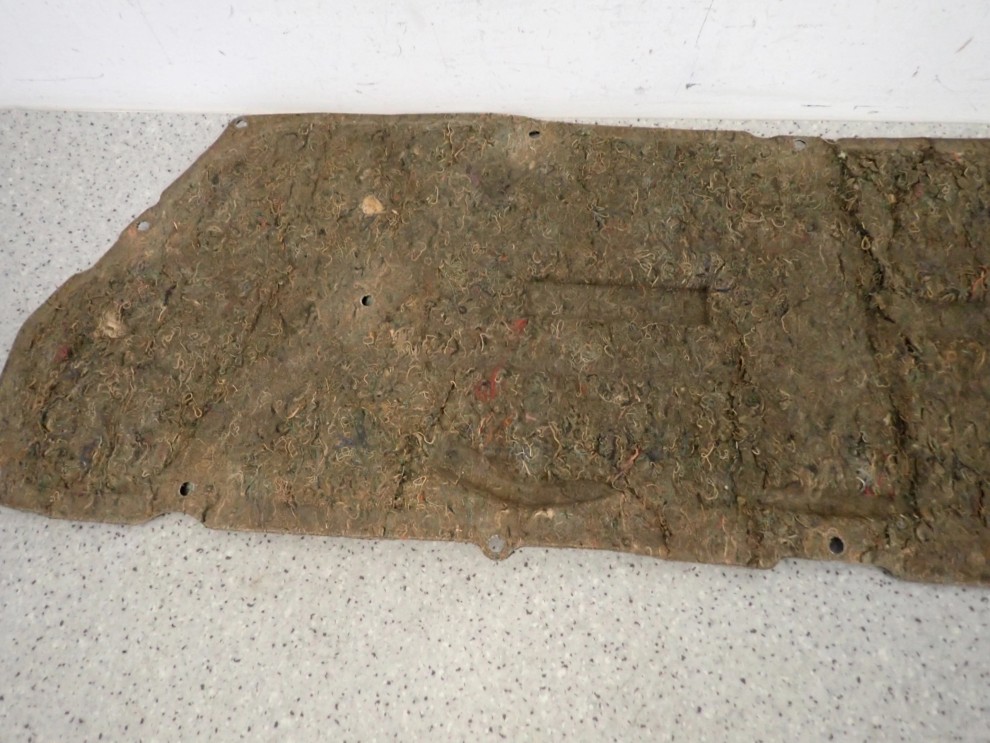 SUZUKI SWIFT III MK6 04- WYCISZENIE POKRYWY MASKI SILNIKA 5/9