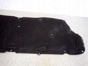 SUZUKI SWIFT III MK6 04- WYCISZENIE POKRYWY MASKI SILNIKA 3/9 MINIATURA