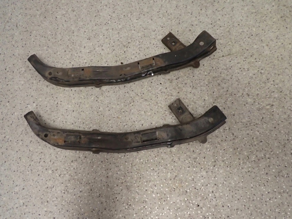 HONDA JAZZ II 02-07 LISTWA POD LAMPĘ PRZÓD PRAWĄ 3/4