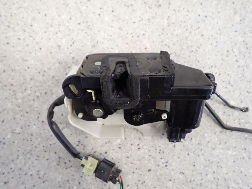 HYUNDAI GETZ 3D 02-10 ZAMEK DRZWI LEWY 4 PIN 5/6