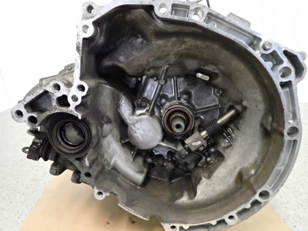 DAIHATSU YRV 1.3i 00-06 SKRZYNIA BIEGÓW MANUALNA 2/9