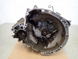 DAIHATSU YRV 1.3i 00-06 SKRZYNIA BIEGÓW MANUALNA