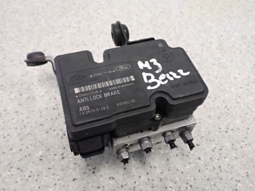 MAZDA 3 MAZDA3 BK 1.4 BENZYNA 03-08 POMPA ABS 1/8