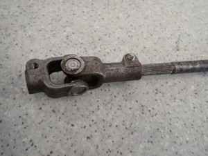 HYUNDAI GETZ 02-10 DIESEL KRZYŻAK KOLUMNY KIEROWNICZEJ 3/5 MINIATURA