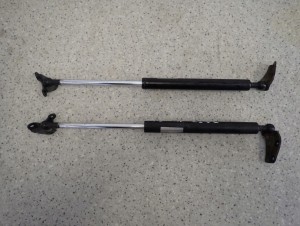 HONDA JAZZ II 02-07 SIŁOWNIKI KLAPY BAGAŻNIKA