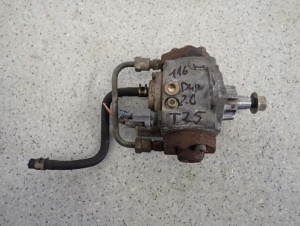 TOYOTA AVENSIS COROLLA 02-05 2.0 D 116 KM POMPA WTRYSKOWA 4/6 MINIATURA