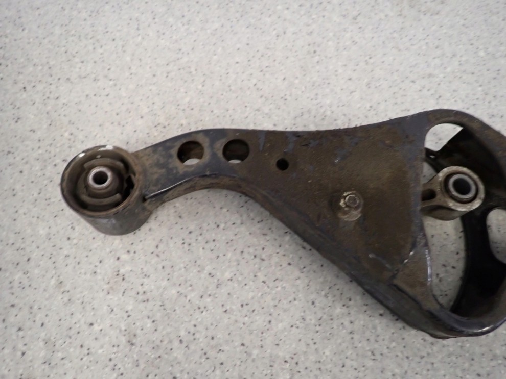 NISSAN PRIMERA P12 02-07 PANHARD TYLNEJ BELKI ZAWIESZENIA 2/7