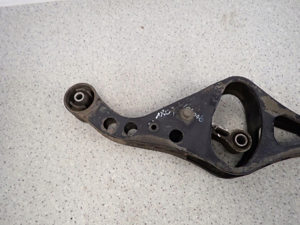 NISSAN PRIMERA P12 02-07 PANHARD TYLNEJ BELKI ZAWIESZENIA 6/7