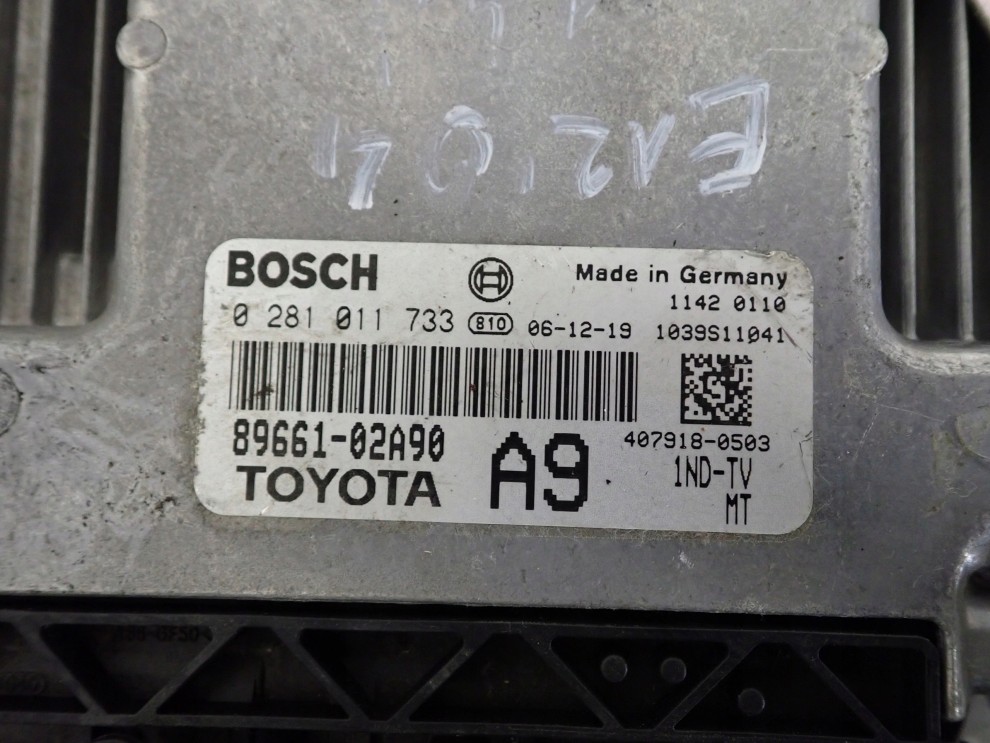 TOYOTA COROLLA 1.4 D4D 04-07 ZESTAW STARTOWY KOMPUTER STACYJKA 3/8