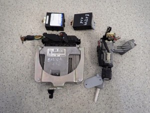 TOYOTA COROLLA 1.4 D4D 04-07 ZESTAW STARTOWY KOMPUTER STACYJKA