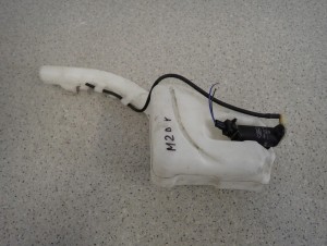 MAZDA2 MAZDA 2 02-07 ZBIORNICZEK PŁUNU DO SPRYSKIWACZY