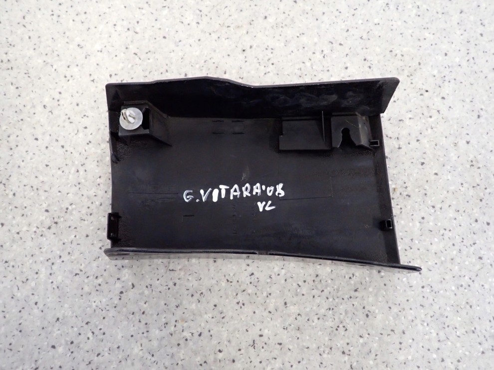 GRAND VITARA II 06- LISTWA BŁOTNIKA PRZEDNIA LEWA 4/5