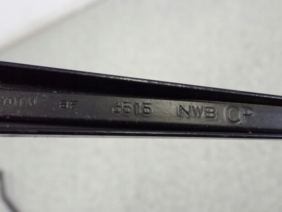 TOYOTA COROLLA E12 JP 02- RAMIE WYCIERACZKI PRZEDNIE LEWE 7/7