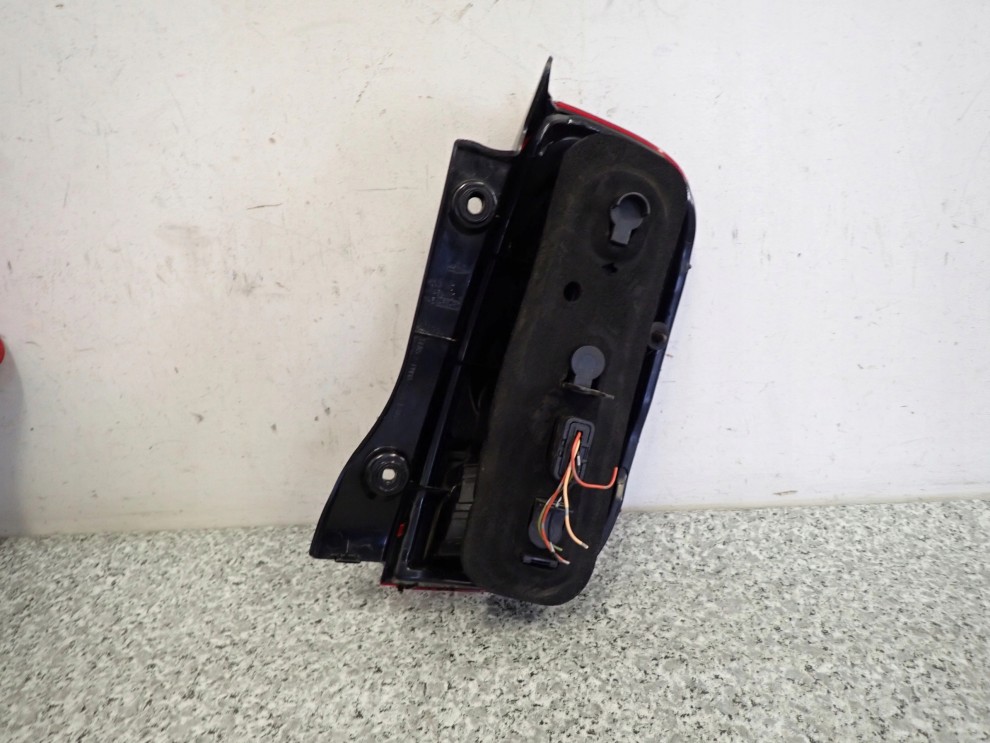 NISSAN MICRA K12 LIFT 06-10 LAMPA TYLNA LEWA TYŁ 6/6