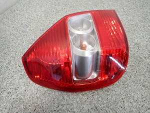 HONDA JAZZ 02-05 LAMPA TYLNA LEWA 3/6 MINIATURA