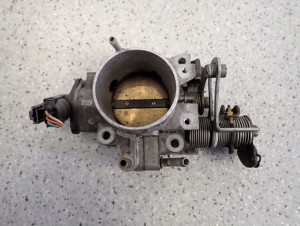 HONDA LEGEND 3.2 V6 KA8 92-96 PRZEPUSTNICA POWIETRZA