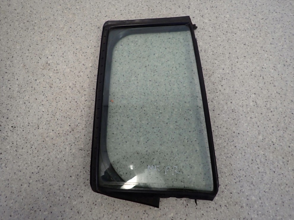MAZDA 5 05-10 SZYBA DRZWI TYLNA PRAWA 1/3