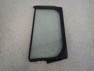 MAZDA 5 05-10 SZYBA DRZWI TYLNA PRAWA 2/3 MINIATURA