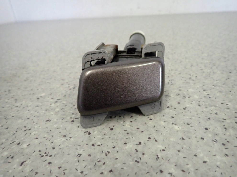 MITSUBISHI ASX 10-16 SPRYSKIWACZ REFLEKTORA PRZEDNI PRAWY C06A 2/7