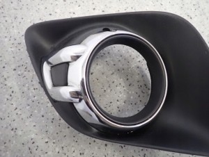 MITSUBISHI ASX 10-13 KRATKA HALOGENU PRZEDNIA LEWA 4/7 MINIATURA