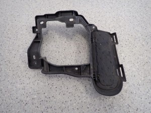 MITSUBISHI ASX 10-13 KRATKA ZDERZAKA UCHWYT HALOGENU LEWY 5/5 MINIATURA