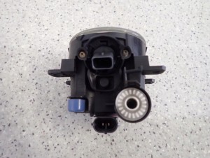 MITSUBISHI ASX 10-13 HALOGEN PRZEDNI PRAWY 4/6 MINIATURA