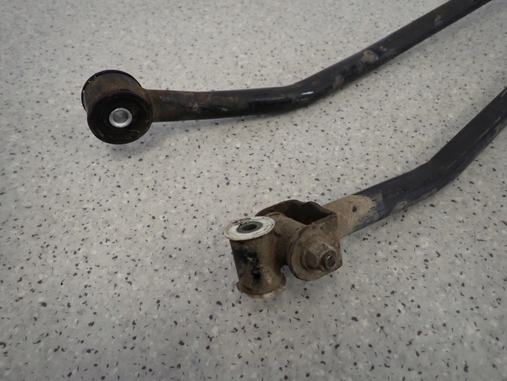 NISSAN ALMERA N16 00-06 1.5 1.8 BENZYNA DRĄŻKI ZMIANY BIEGÓW DŹWIGNIA 2/8