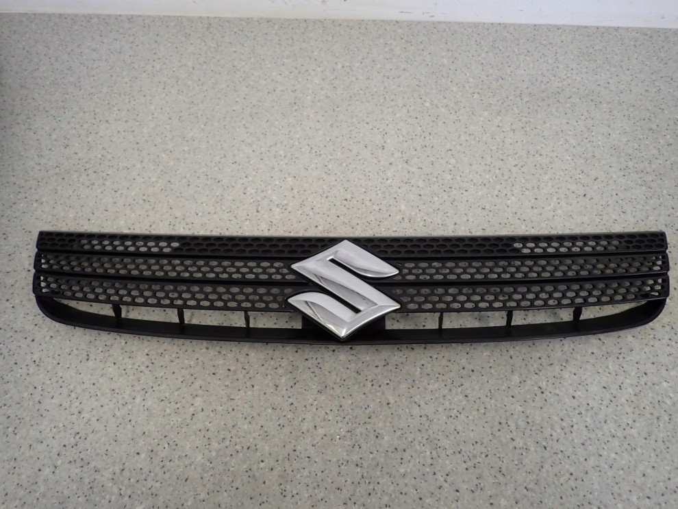 SUZUKI SX4 TS 06-09 ATRAPA CHŁODNICY 1/7