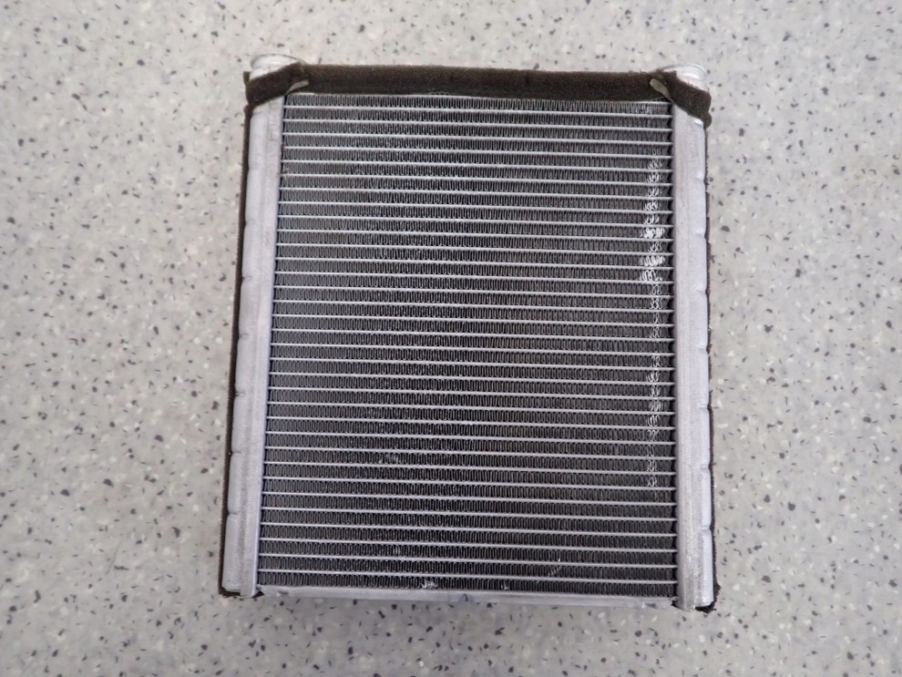 MITSUBISHI COLT CZ3 04- NAGRZEWNICA CHŁODNICZKA RADIATOREK 5/6