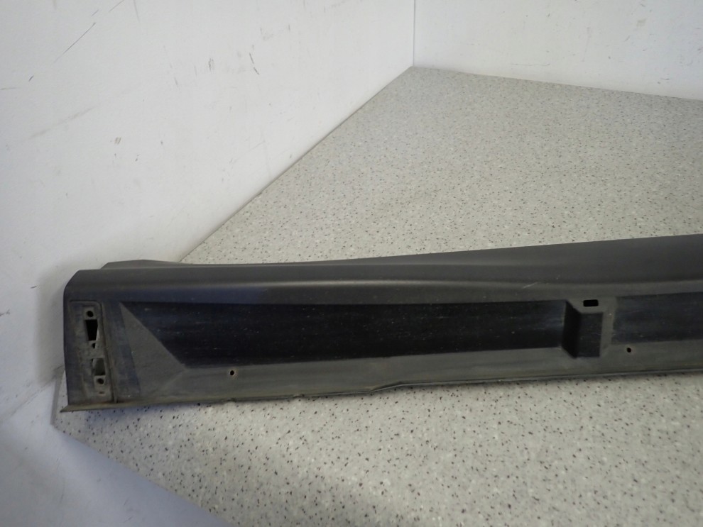 MITSUBISHI ASX 10-16 LISTWA PROGOWA PRAWA 9/18