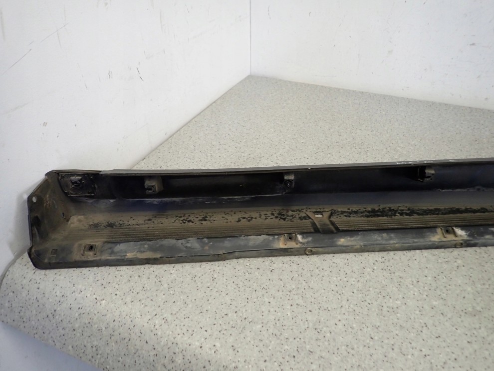 MITSUBISHI ASX 10-16 LISTWA PROGOWA PRAWA 13/18