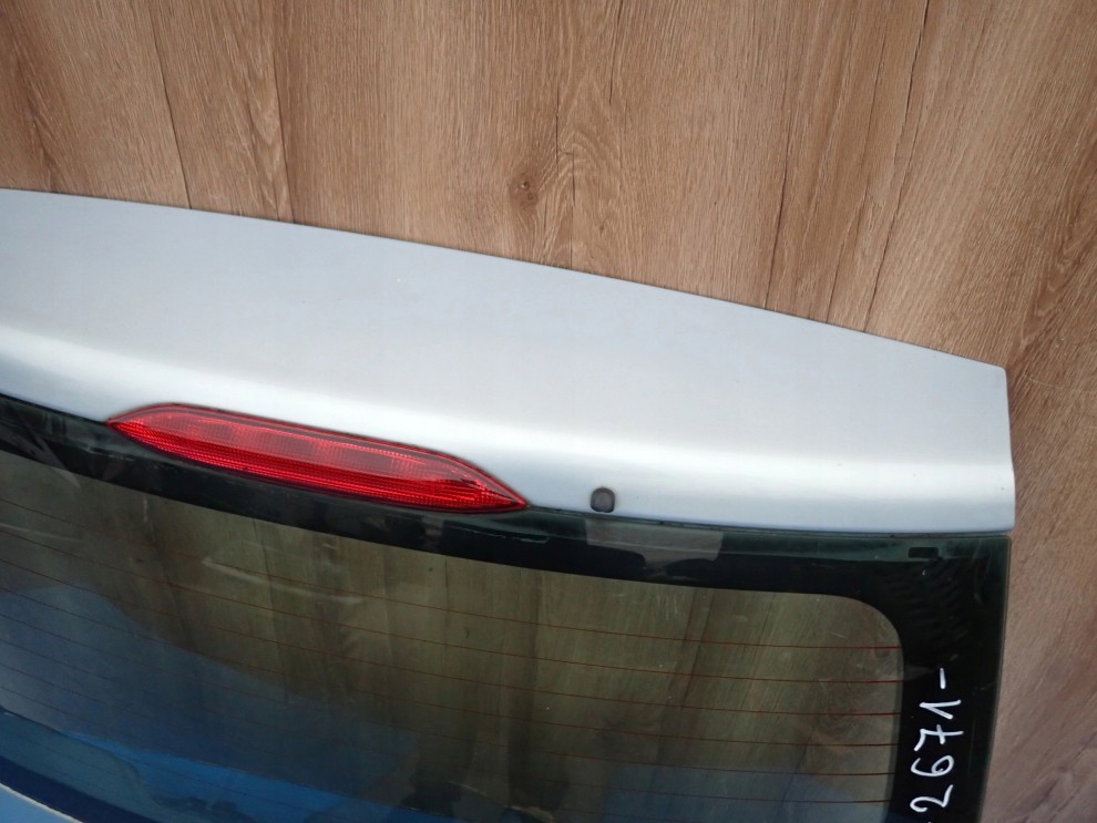 MITSUBISHI COLT 04-08 5d KLAPA BAGAŻNIKA SZYBA T42 4/8