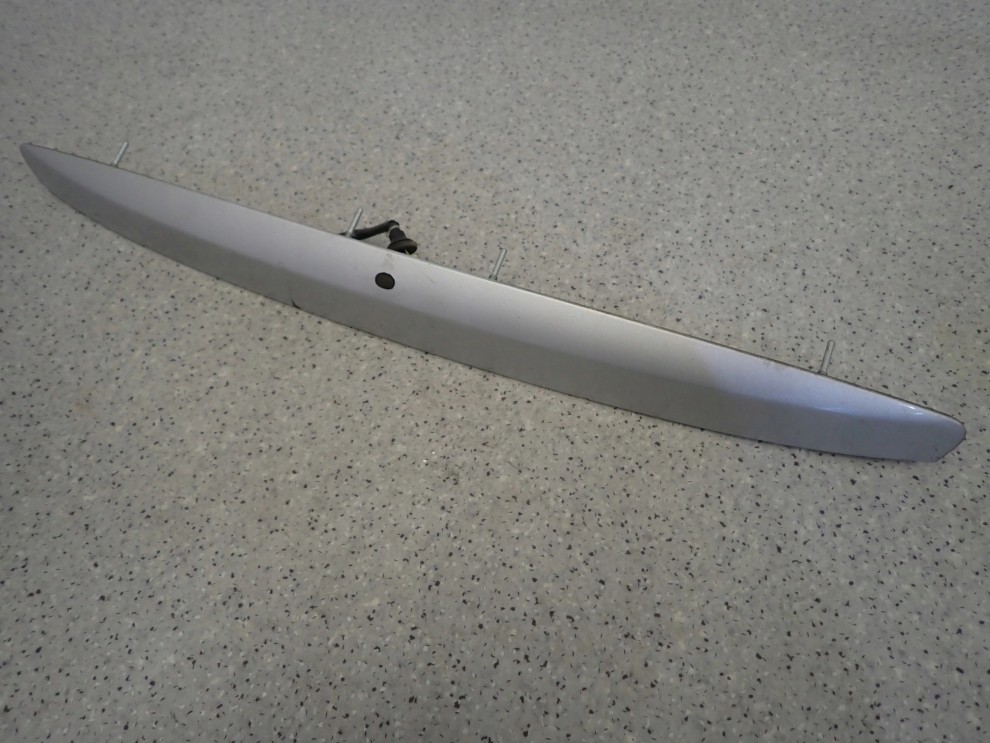 SUZUKI SX4 FIATA SEDICI 06-13 LISTWA KLAPY KEYLESS 5/7