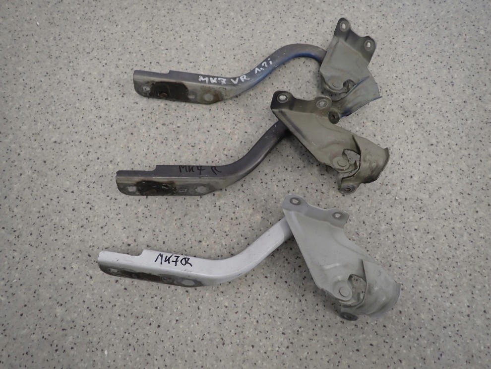 SUZUKI SWIFT MK7 5D 10- ZAWIAS MASKI PRAWY 1/5