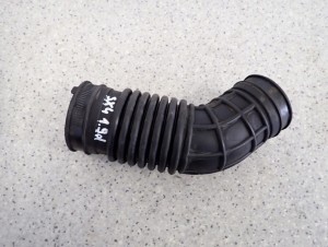 SUZUKI SX4 06-13 1.9d RURA PRZEWÓD DOLOTU POWIETRZA 2/6 MINIATURA