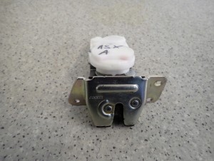 MITSUBISHI ASX 10-16 ZAMEK KLAPY TYLNEJ BAGAŻNIKA 2/4 MINIATURA
