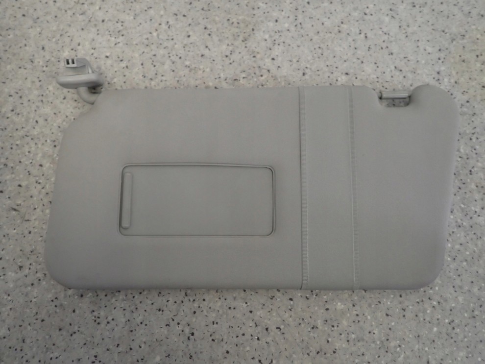 SUZUKI SPLASH 08-14 DASZEK PRZECIWSŁONECZNY LEWY 1/5