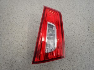 MITSUBISHI ASX 10-16 LAMPA TYLNA LEWA WEWNĘTRZNA