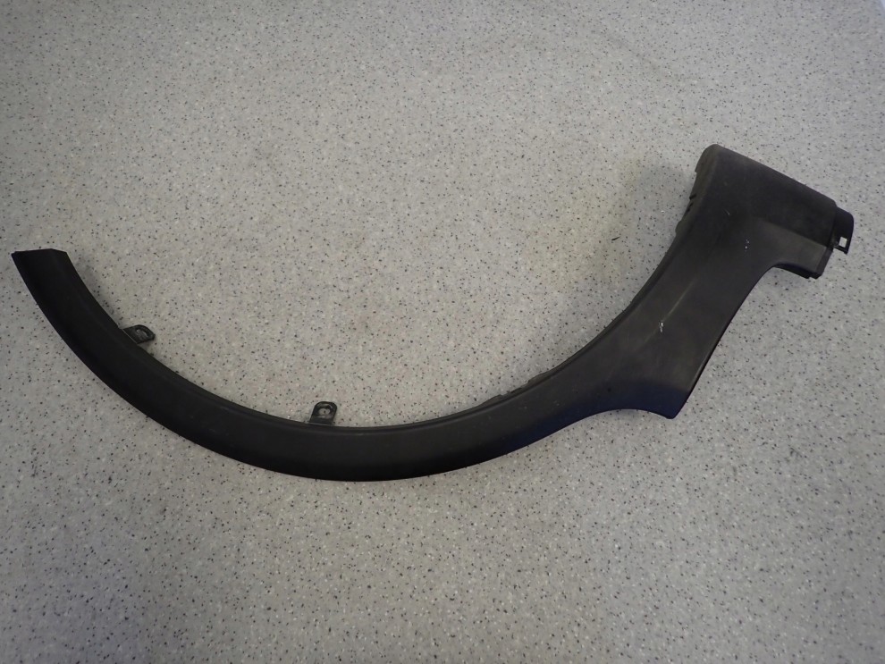 FIAT SEDICI 06- LISTWA BŁOTNIKA PRZEDNIA PRAWA 2/8