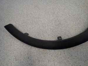 FIAT SEDICI 06- LISTWA BŁOTNIKA PRZEDNIA PRAWA 3/8 MINIATURA