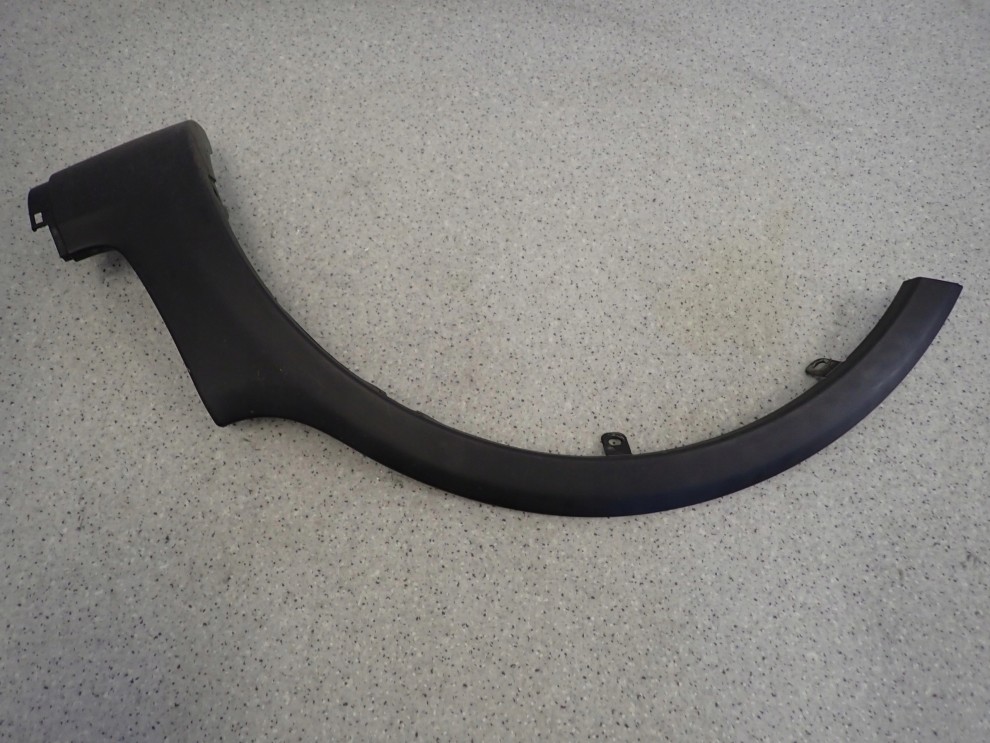 FIAT SEDICI 06- LISTWA BŁOTNIKA PRZEDNIA LEWA 3/9