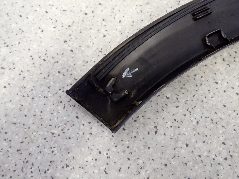 FIAT SEDICI 06- LISTWA BŁOTNIKA TYLNA LEWA 8/9