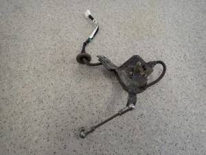 MITSUBISHI ASX 10-16 CZUJNIK POZIOMOWANIA XENONU TYLNY 3/4 MINIATURA