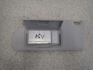 MITSUBISHI ASX 10-16 DASZEK PRZECIWSŁONECZNY LEWY 2/3 MINIATURA