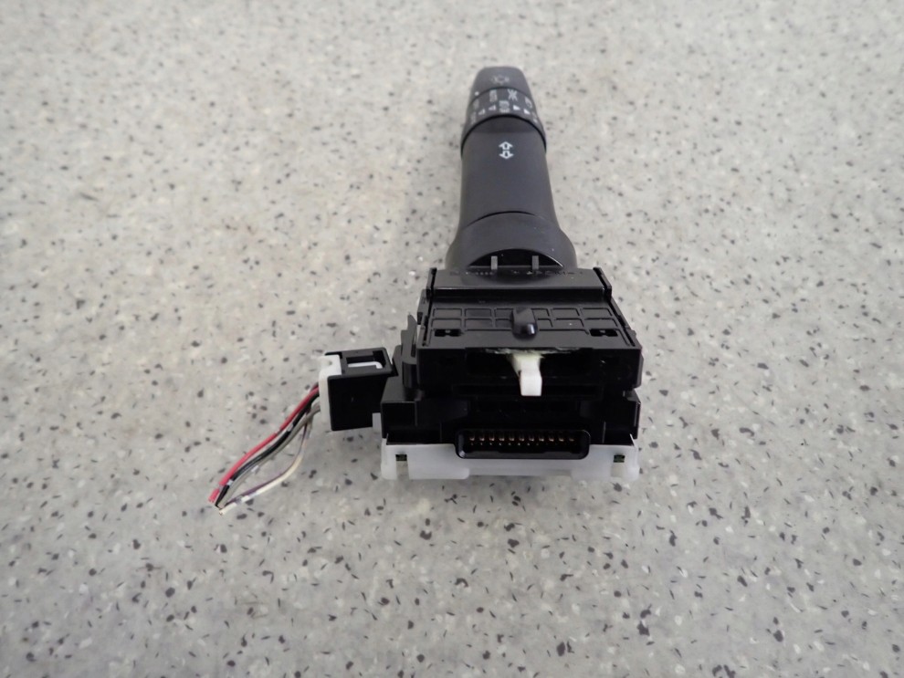 MITSUBISHI ASX 10-16 PRZEŁĄCZNIK ŚWIATEŁ XENON 3/5