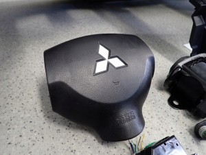 MITSUBISHI ASX 10-16 DESKA ROZDZIELCZA PODUSZKI POWIETRZNE SRS 3/16 MINIATURA