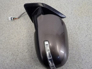 MITSUBISHI ASX 10- LUSTERKO LEWE C06A 9 PIN EUROPA 4/12 MINIATURA