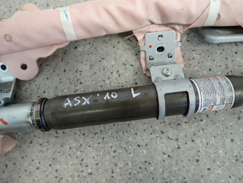 MITSUBISHI ASX 10-16 KURTYNA LEWA PODUSZKA POWIETRZNA SRS 2/3