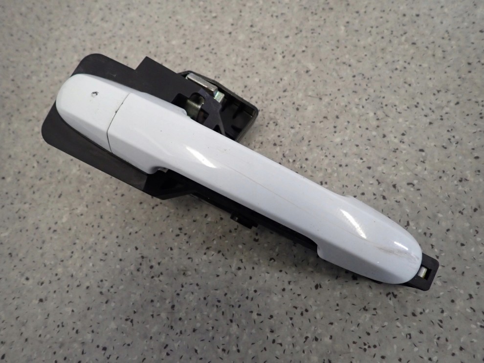 KIA CEED 06-12 KLAMKA PRZEDNIA PRAWA DRZWI 5/6